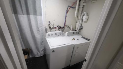 Birmingham House | Modern Pet-Friendly Retreat 10 Mins from Downtown Magic City
