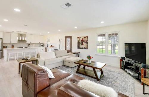 Coupland House | Inviting Retreat in Coupland, Texas - Guest Rated 10/10