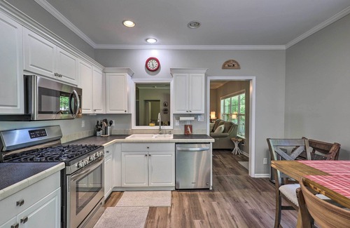 Rutherfordton Cottage | Exceptional Rutherfordton Retreat - 10 Mins to TIEC