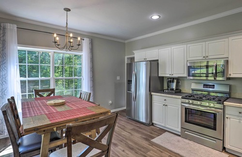 Rutherfordton Cottage | Exceptional Rutherfordton Retreat - 10 Mins to TIEC