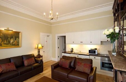 Dublin Apartment | Convenient Stay Near Dublin Zoo and Phoenix Park