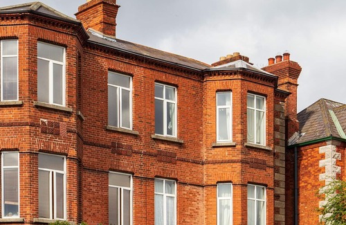 Dublin Apartment | Convenient Stay Near Dublin Zoo and Phoenix Park