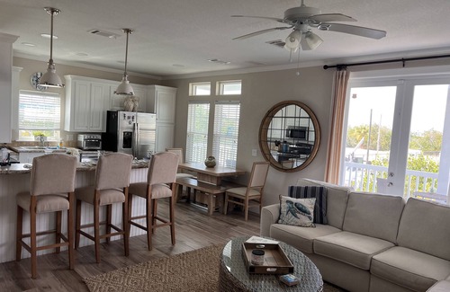 Ramrod Key House | Convenient Hotel Near Bahia Honda and Key West Attractions