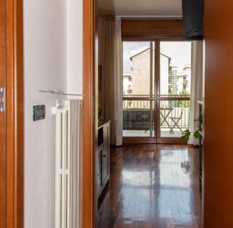 Stadera Apartment | Elegant Apartment Just 10 Minutes from the Duomo