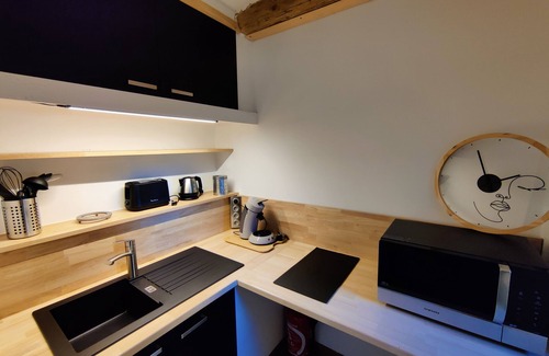 Boisset-et-Gaujac Apartment | Inviting Gîte in a Provencal Farmhouse Near Anduze