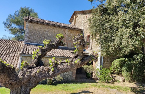 Boisset-et-Gaujac Apartment | Inviting Gîte in a Provencal Farmhouse Near Anduze