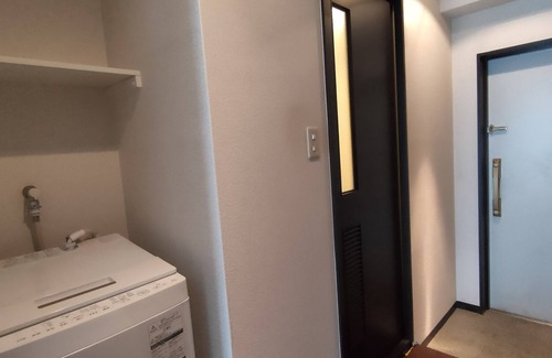 Naniwa Apartment | Conveniently Located Hotel Near JR Namba and Subway Access