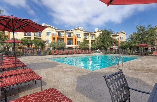 Napa Resort | Prime Location: 10 Min to BottleRock with Full Kitchen
