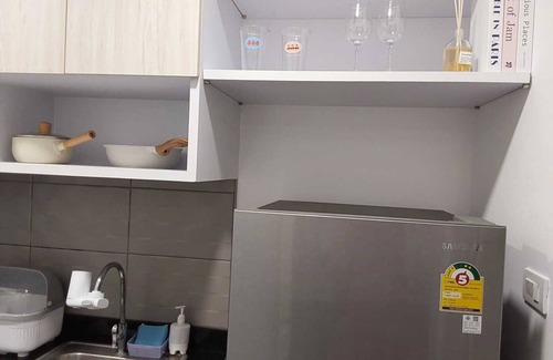 Phra Khanong Apartment | Convenient Stay Just 15 Minutes from BTS Punnawithi
