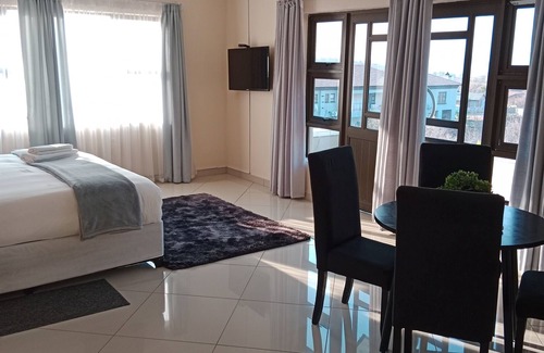 Burgersfort Bed & Breakfast | Convenient Stay Just 10 Minutes from Shopping Mall