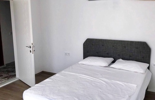 Camyuva Apartment | Seaside Escape: 2-Bedroom Upper Floor Retreat