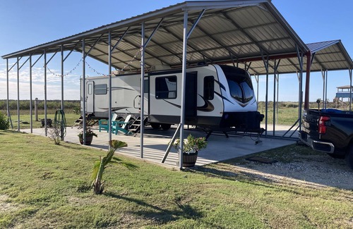 Port Bolivar House | Family-Friendly Getaway Just 10 Minutes from the Beach