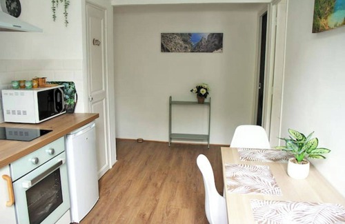 Sainte-Marguerite Apartment | Convenient Stay Near Vélodrome - T2 Marseille 09