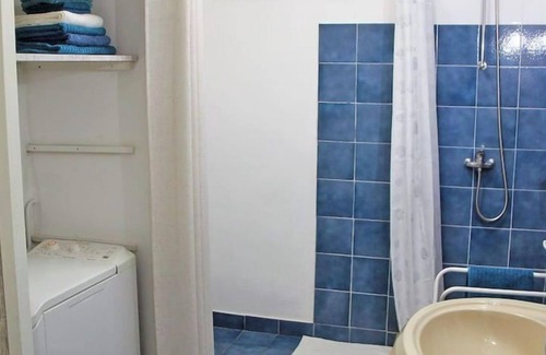 Sainte-Marguerite Apartment | Convenient Stay Near Vélodrome - T2 Marseille 09