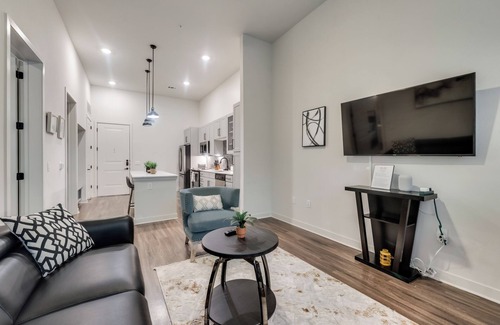 Addison Apartment | Relaxing 1BD Apt with Pool & Spa Near Dallas Beltline