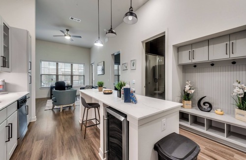Addison Apartment | Relaxing 1BD Apt with Pool & Spa Near Dallas Beltline