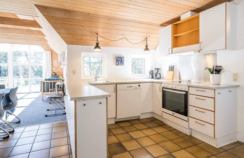 Houstrup House | Spacious 10-Person Holiday Home in Nørre Nebel