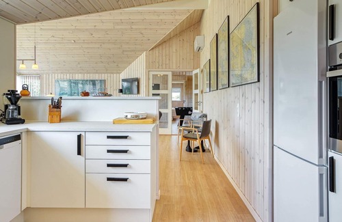 Idestrup House | Idestrup Holiday Home: Perfect for Family Getaways