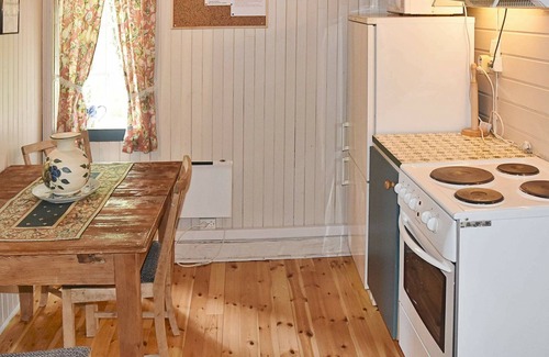 Volda House | Ideal 10-Person Holiday Home in Folkestad with Great Amenities