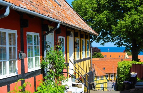 Svaneke House | Spacious 10-Person Holiday Home with Ocean View in Svaneke