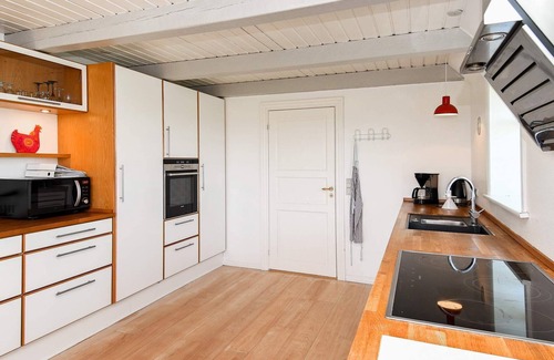 Sønder Vorupør House | Spacious 10-Person Holiday Home in Thisted - Guest Rated 9.8