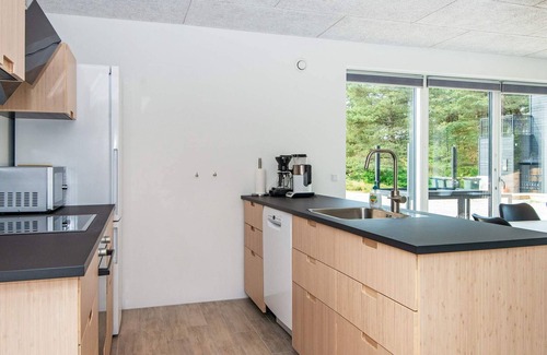 Sønderstrand House | Ideal Holiday Home for 10 in Rømø with Great Amenities