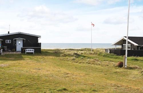 Grønhøj House | Family-Friendly Three-Bedroom Home in Væggerløse