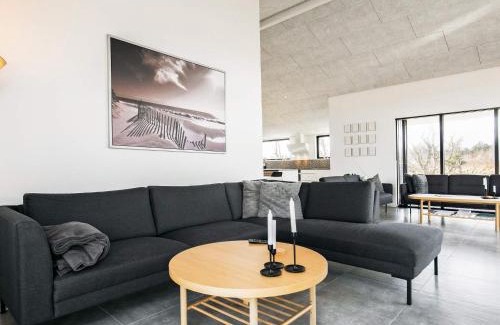 Nr. Lyngby House | Family-Friendly Holiday Home for 10 in Løkken, Guest Rated 10/10
