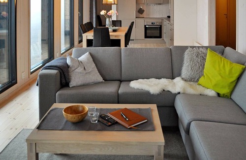 yer House | Spacious 10-Person Holiday Home in Øyer with Breakfast