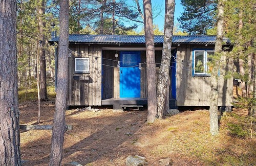 Moja House | Spacious 10-Person Holiday Home with Oceanfront Views