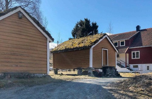 Jolster House | Pet-Friendly Holiday Home in Skeið i Jølster - Rated 10/10