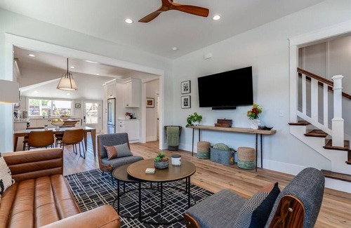San Luis Obispo House | Stylish Craftsman Home in Downtown San Luis Obispo
