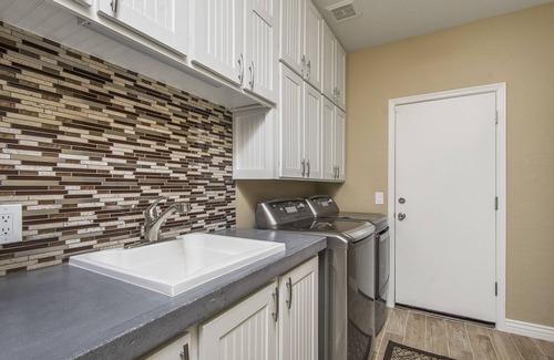 Arabian Views House | Experience Paradise at Scottsdale Oasis with Heated Pool