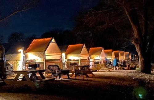 Fentress House | Cozy Son's River Ranch Glamping Cabin with Pool & Spa