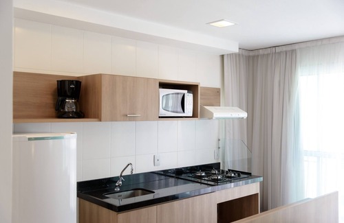 Jacarepagua Apartment | 10 Verano Stay Flat with garage (wi-fi, garage and kitchen)