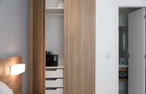 Jacarepagua Apartment | 10 Verano Stay Flat with garage (wi-fi, garage and kitchen)