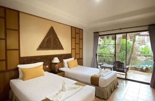 Makham Tia Hotel | Discover 100 Islands Resort & Spa: Family-Friendly Bliss