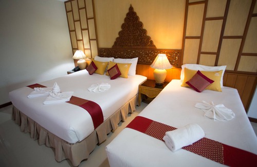 Makham Tia Hotel | Discover 100 Islands Resort & Spa: Family-Friendly Bliss