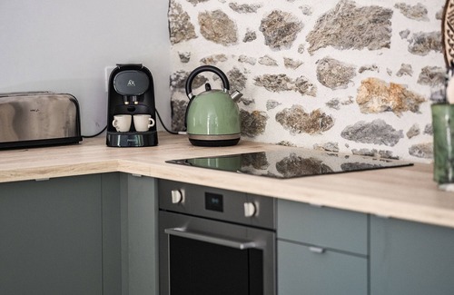 Saint-Coulomb Villa | Eco-Friendly Retreat Steps from the Sea in Cancale/St Malo