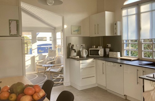 Lacanau-Ocean House | 100 m from the south beach, adorable renovated canaulaise house
