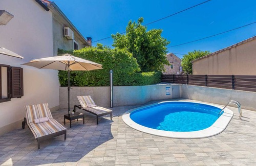 Milohnici Other | Spacious 3-Bedroom Retreat for 8 Guests with Pool Access