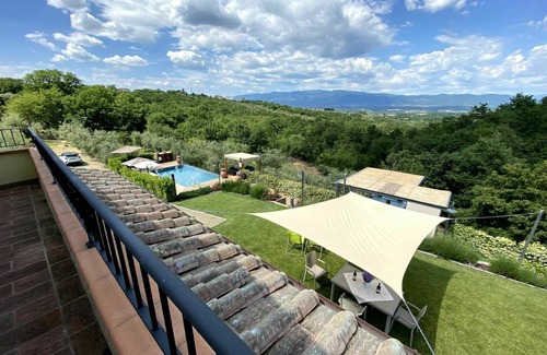 Pergine Valdarno Other | Spacious 3-Bedroom House with Pool & Pet-Friendly Amenities