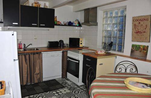 Baron Bed & Breakfast | Spacious Bed and Breakfast for 6 with Private Pool
