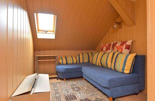 Suhl Hostel | Eco-Friendly Hostel with Kitchen & Pet-Friendly Amenities