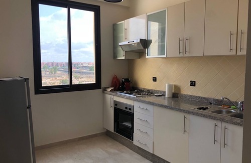 Gueliz Apartment | Elegant 100 m² Apartment with Private Pool & Spa
