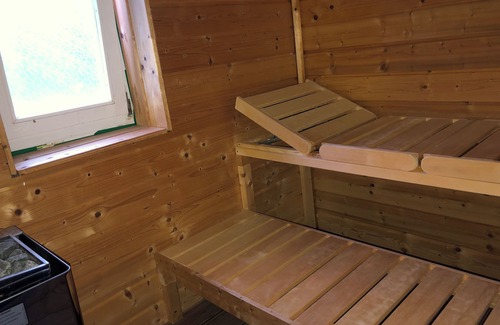 Krakvitz House | Spacious Apartment with Ocean View, Sauna & Pet-Friendly Perks