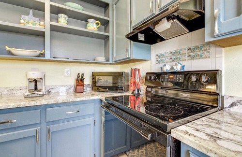 East End House | Steps to the Gulf: Oceanfront Retreat with Pool & Breakfast