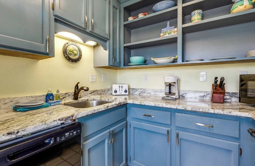 East End House | Steps to the Gulf: Oceanfront Retreat with Pool & Breakfast