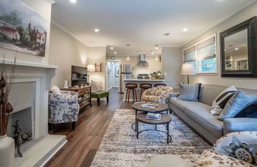 Milledgeville House | Charming Historic Hotel Steps from Downtown Attractions