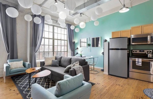 Downtown Apartment | Historic 2BR Loft with High Ceilings and Great Amenities